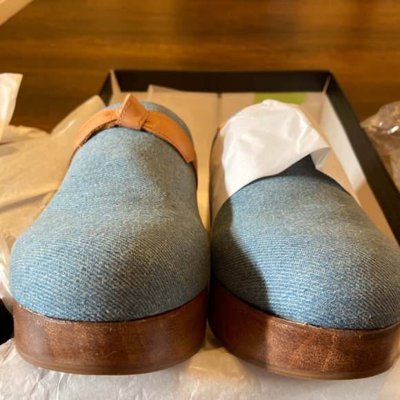 NEW IN BOX TALBOTS WINNI DENIM MULES CLOGS SZ 7.5 M SLIP ON DRESS SUMMER SPRING - Picture 6 of 8